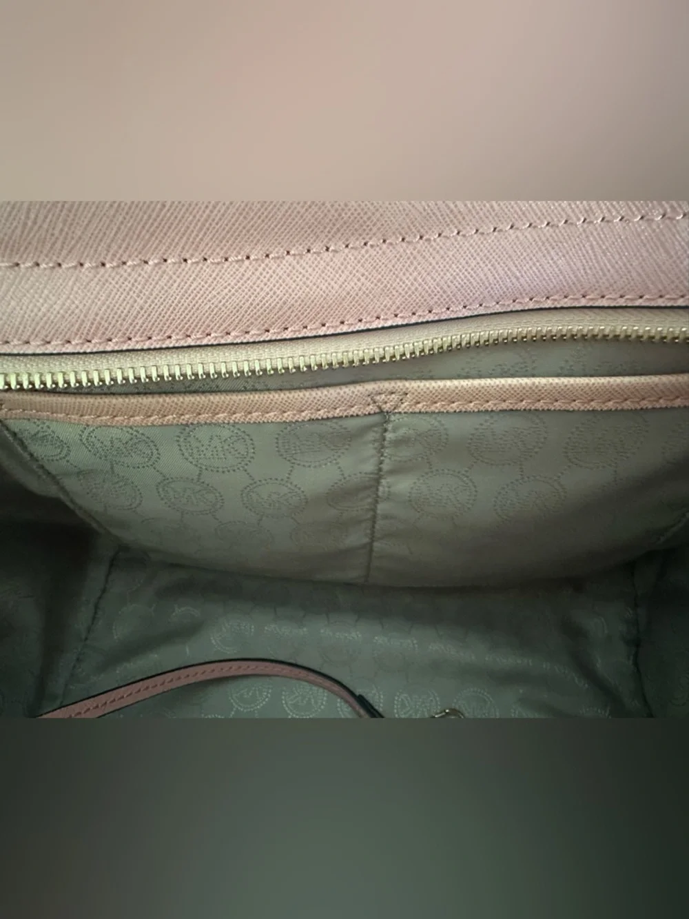 NWOT Michael Kors Pink Saffiano Tote with Gold Hardware - Picture 6 of 10